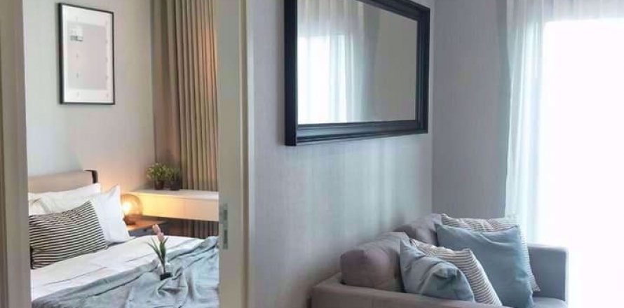 Condominio de 1 dormitorio en Huai Khwang, Bangkok, Tailandia № 76962