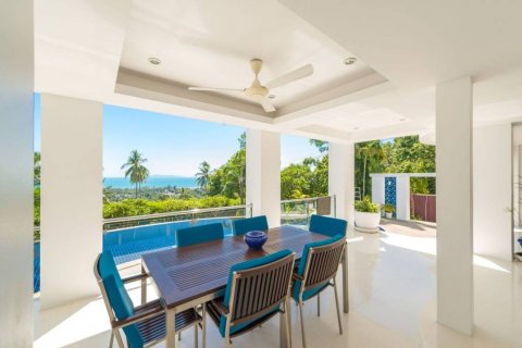 Chalet de 4 dormitorios en Surat Thani, Tailandia № 124666 - foto 6
