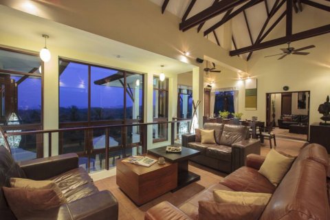 Chalet de 5 dormitorios en Surat Thani, Tailandia № 124667 - foto 8
