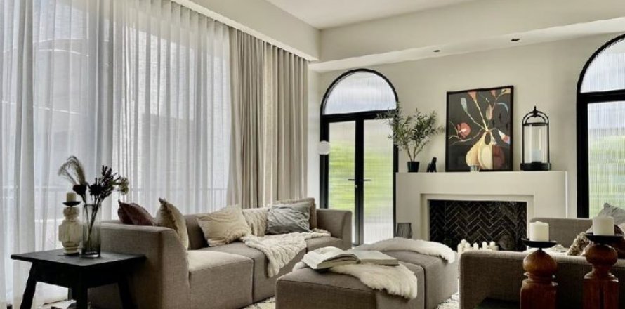 Casa de 4 dormitorios en Bangkok, Tailandia № 80473