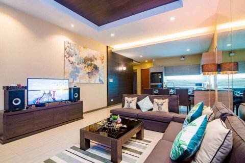 Chalet de 3 dormitorios en Pattaya, Tailandia № 144415 - foto 5