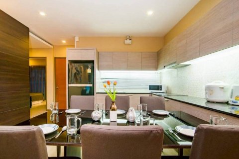 Chalet de 3 dormitorios en Pattaya, Tailandia № 144415 - foto 10