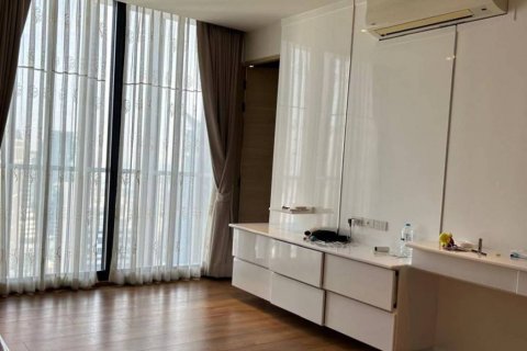 Condominio de 2 dormitorios en Khlong Toei, Bangkok, Tailandia № 144416