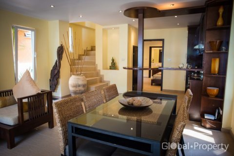 Casa de 4 dormitorios en Ko Chang, Tailandia № 115985 - foto 4