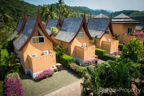 Casa de 4 dormitorios en Ko Chang, Tailandia № 115985 - foto 14