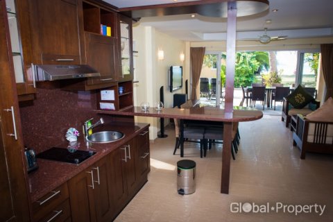 Casa de 4 dormitorios en Ko Chang, Tailandia № 115985 - foto 6