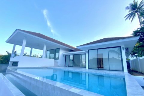 Casa de 4 dormitorios en Ko Samui, Tailandia № 115986 - foto 3
