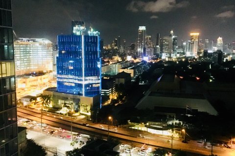 Condominio de 2 dormitorios en Bangkok, Tailandia № 143789 - foto 8