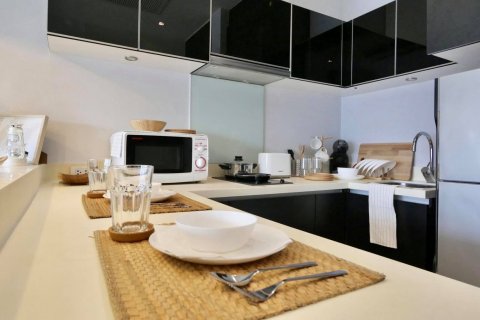 Condominio de 1 dormitorio en Bangkok, Tailandia № 143783 - foto 8