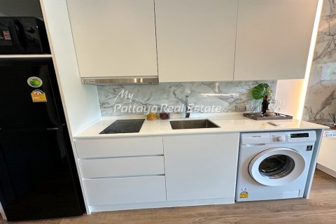Condominio de 1 dormitorio en Pattaya, Tailandia № 125736 - foto 2