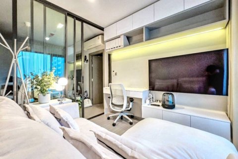 Eigentumswohnung in Bangkok, Thailand, 1 Schlafzimmer № 120344 - Foto 1