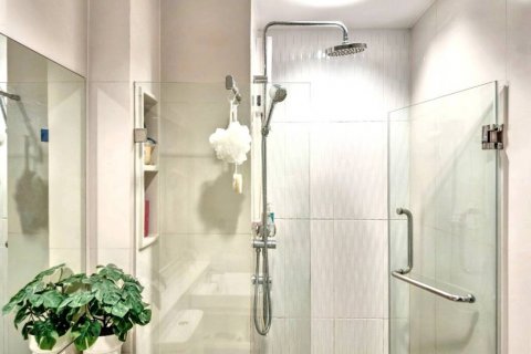 Eigentumswohnung in Bangkok, Thailand, 1 Schlafzimmer № 120344 - Foto 10