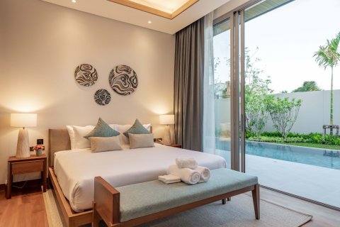 Chalet de 3 dormitorios en Layan Beach, Tailandia № 74475 - foto 10