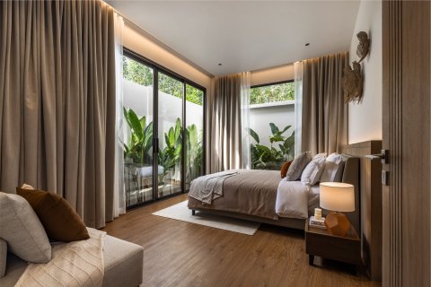 Chalet de 3 dormitorios en Bang Tao, Tailandia № 74469 - foto 9