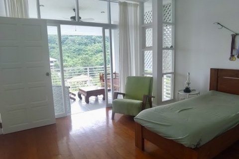 Casa de 3 dormitorios en Ko Samui, Tailandia № 119789 - foto 10