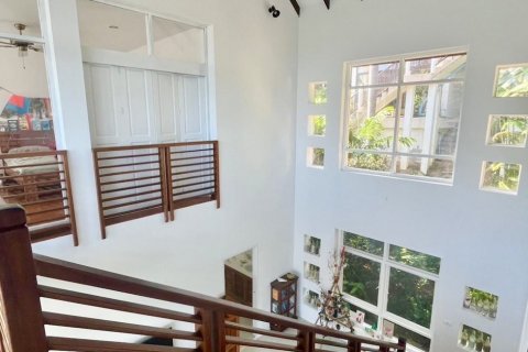 Casa de 3 dormitorios en Ko Samui, Tailandia № 119789 - foto 3