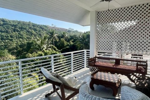 Casa de 3 dormitorios en Ko Samui, Tailandia № 119789 - foto 7