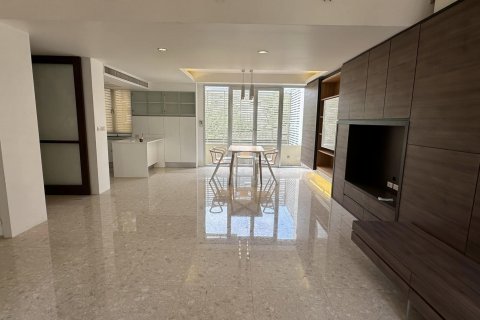 Adosado de 3 dormitorios en Sathon, Bangkok, Tailandia № 143239 - foto 2