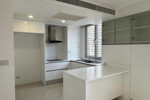 Adosado de 3 dormitorios en Sathon, Bangkok, Tailandia № 143239 - foto 10