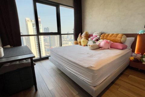 Condominio de 2 dormitorios en Bangkok, Tailandia № 143237 - foto 12