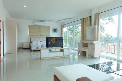 Studio in Bang Lamung, Thailand № 119735 - Foto 23