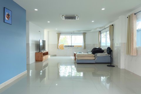 Studio in Bang Lamung, Thailand № 119735 - Foto 16