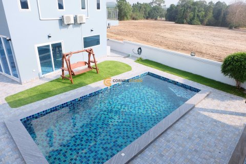 Studio in Bang Lamung, Thailand № 119735 - Foto 3
