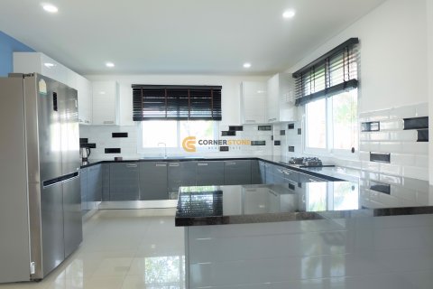 Studio in Bang Lamung, Thailand № 119735 - Foto 6