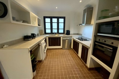 Casa de 2 dormitorios en Ko Samui, Tailandia № 115844 - foto 10