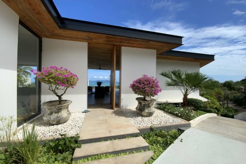 Casa de 3 dormitorios en Ko Samui, Tailandia № 115845 - foto 6