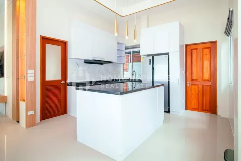 Casa de 3 dormitorios en Phuket, Tailandia № 131303 - foto 11