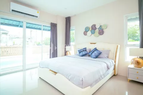 Casa de 3 dormitorios en Phuket, Tailandia № 131303 - foto 24