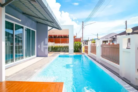 Casa de 3 dormitorios en Phuket, Tailandia № 131303 - foto 2