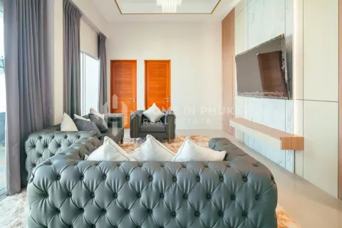 Casa de 3 dormitorios en Phuket, Tailandia № 131303 - foto 5