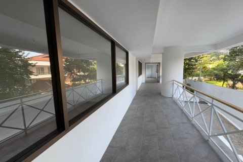 Oficina 223 m2 en Bangkok, Tailandia № 143091 - foto 4