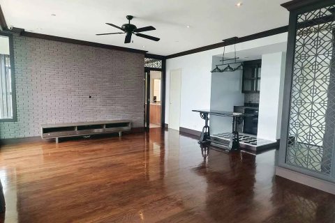 Condominio de 2 dormitorios en Bangkok, Tailandia № 143004