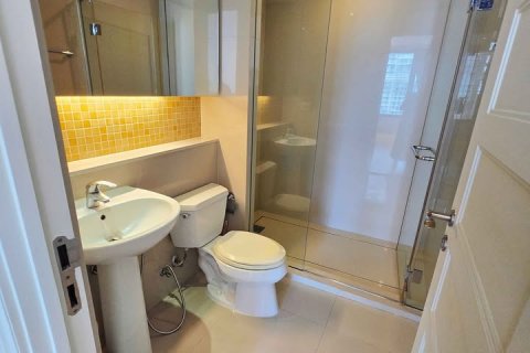 Condominio de 2 dormitorios en Bangkok, Tailandia № 143004 - foto 13