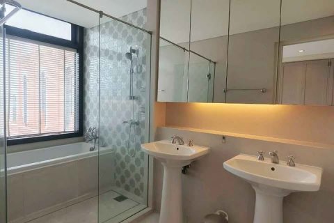 Condominio de 2 dormitorios en Bangkok, Tailandia № 143004 - foto 12