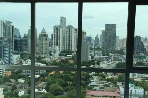 Condo in Sathon, Bangkok, Thailand, 2 bedrooms № 123835 - photo 11
