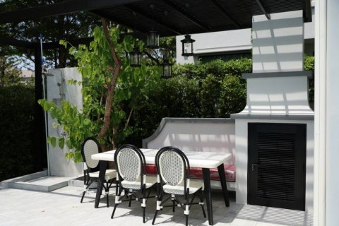 Casa de 5 dormitorios en Saphan Sung, Bangkok, Tailandia № 132745 - foto 8