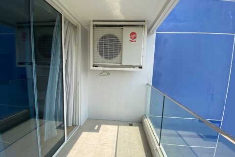 Apartamento de 1 dormitorio en Pattaya, Tailandia № 101506 - foto 9
