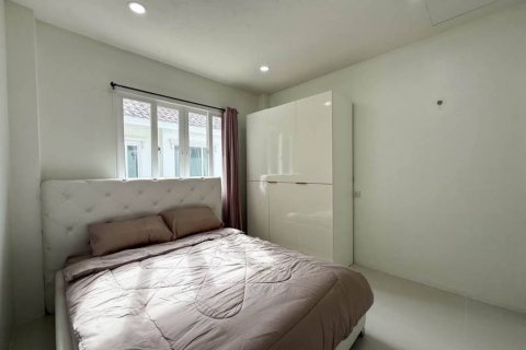 Casa de 3 dormitorios en Phuket, Tailandia № 132904 - foto 6