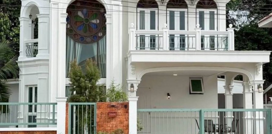 Casa de 3 dormitorios en Phuket, Tailandia № 132904