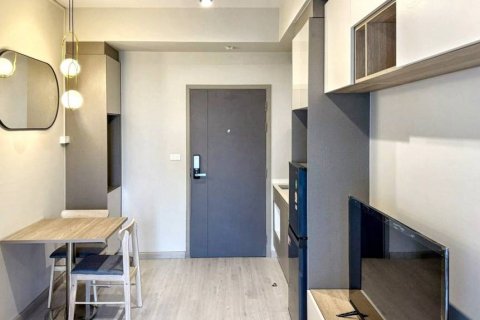 Condominio de 1 dormitorio en Bangkok, Tailandia № 132945 - foto 3