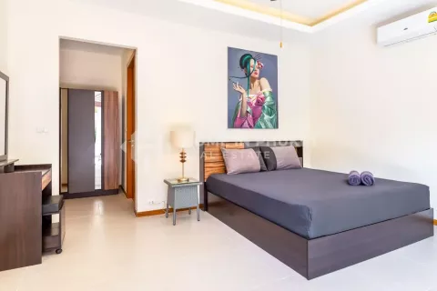 Casa de 4 dormitorios en Rawai, Tailandia № 131645 - foto 14