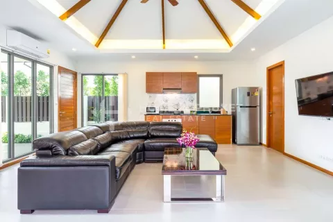 Casa de 4 dormitorios en Rawai, Tailandia № 131645 - foto 5