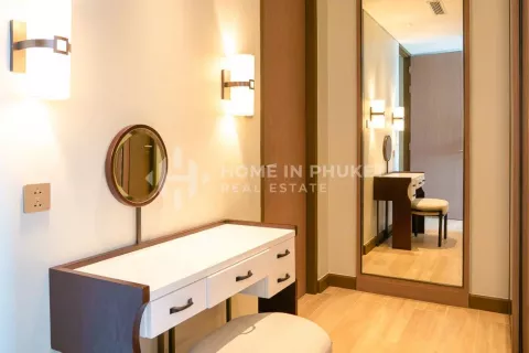 Condo in Phuket, Thailand, 2 bedrooms № 131644 - photo 27