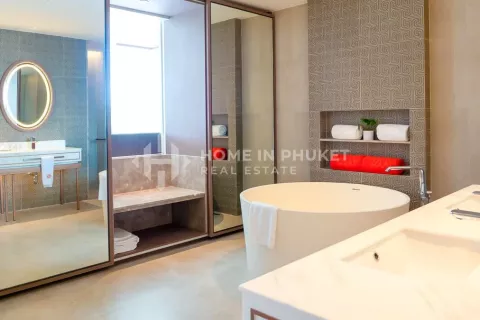 Condo in Phuket, Thailand, 2 bedrooms № 131644 - photo 18