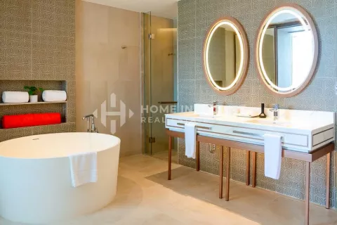 Condo in Phuket, Thailand, 2 bedrooms № 131644 - photo 17