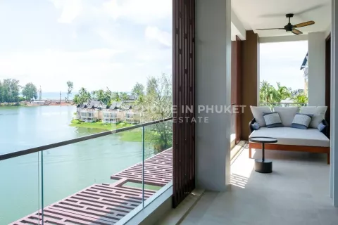 Condo in Phuket, Thailand, 2 bedrooms № 131644 - photo 21